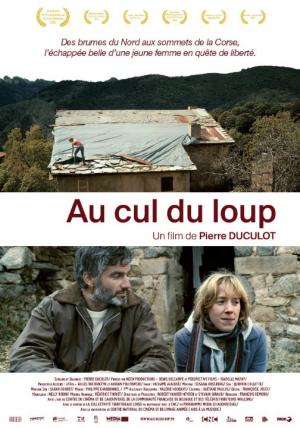Vezi filmul Una casa en Córcega (2011) [DVDRIP]